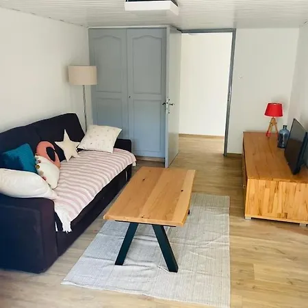 Du Chateau Apartment Lutzelbourg