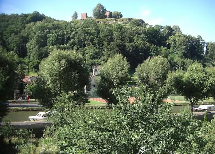 Du Chateau * Lutzelbourg